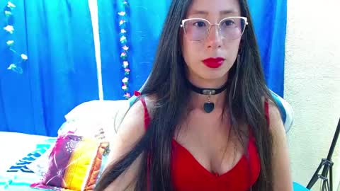 Gia  online show from April 20, 11:17 pm