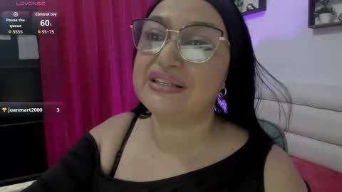 Snapshot of gia_nahomi chatting on October 11, 9:57 pm nahomi online show from October 11, 9:57 pm
