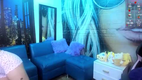 giaa rossi online show from December 18, 1:50 pm