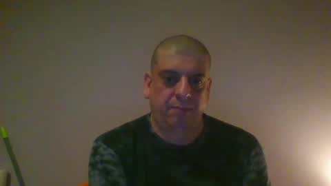 Snapshot of giaco1982 chatting on April 28, 2:49 am samuel online show from April 28, 2:49 am