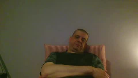 Snapshot of giaco1982 chatting on April 30, 2:29 am samuel online show from April 30, 2:29 am