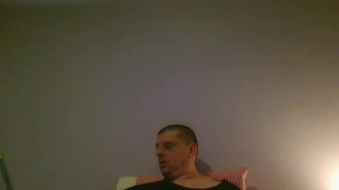 Snapshot of giaco1982 chatting on May 7, 3:12 am samuel online show from May 7, 3:12 am