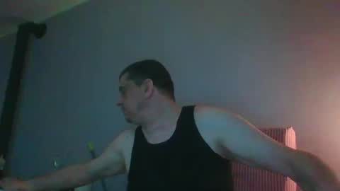 Snapshot of giaco1982 chatting on May 25, 5:57 am samuel online show from May 25, 5:57 am