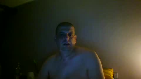 Snapshot of giaco1982 chatting on June 11, 4:21 am samuel online show from June 11, 4:21 am