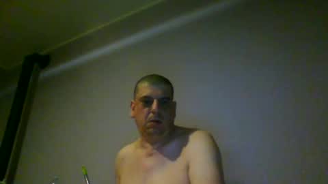 Snapshot of giaco1982 chatting on June 14, 6:10 pm samuel online show from June 14, 6:10 pm