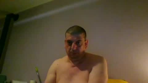 Snapshot of giaco1982 chatting on June 17, 4:15 am samuel online show from June 17, 4:15 am