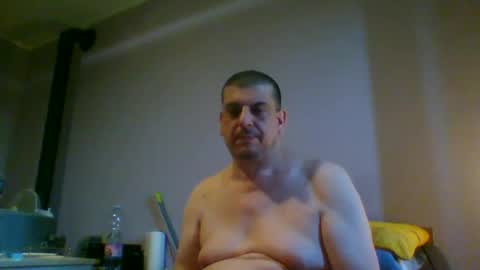 Snapshot of giaco1982 chatting on June 21, 4:04 am samuel online show from June 21, 4:04 am