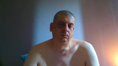 Snapshot of giaco1982 chatting on July 18, 7:34 am samuel online show from July 18, 7:34 am
