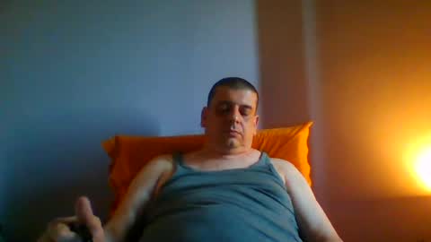 Snapshot of giaco1982 chatting on July 30, 5:06 am samuel online show from July 30, 5:06 am