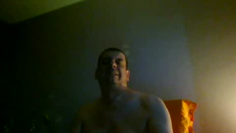 Snapshot of giaco1982 chatting on August 3, 4:00 am samuel online show from August 3, 4:00 am