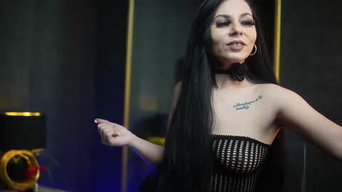  Gia  online show from February 27, 9:59 pm