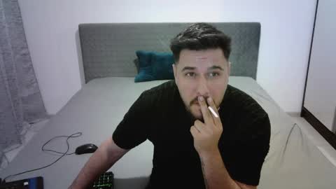 Snapshot of gianiboy99 chatting on May 3, 7:42 pm Giani online show from May 3, 7:42 pm