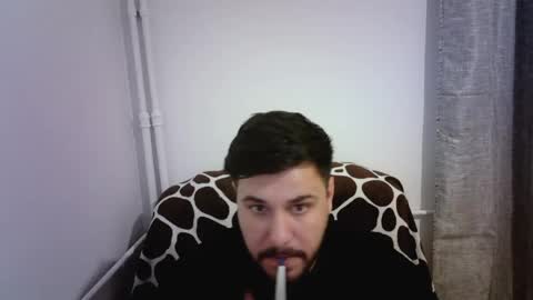 Snapshot of gianiboy99 chatting on May 17, 12:52 am Giani online show from May 17, 12:52 am