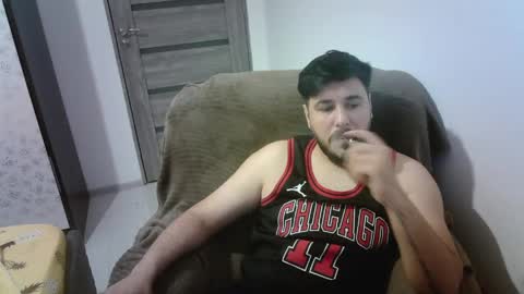 Snapshot of gianiboy99 chatting on June 8, 7:25 pm Giani online show from June 8, 7:25 pm