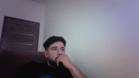 Snapshot of gianiboy99 chatting on June 18, 3:07 am Giani online show from June 18, 3:07 am