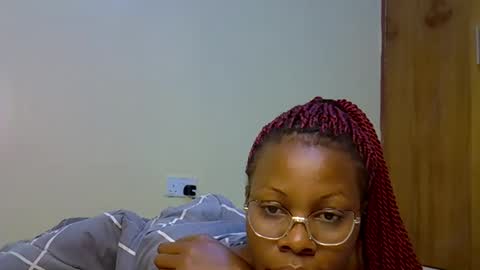 Snapshot of gianna_012 chatting on September 21, 4:58 am ENNY online show from September 21, 4:58 am