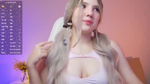 Roxy online show from March 5, 9:15 pm