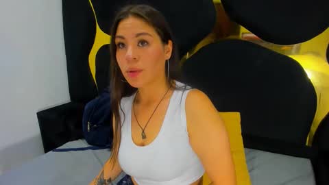 Snapshot of giannajohnson chatting on November 29, 3:09 am GiannaJohnson online show from November 29, 3:09 am