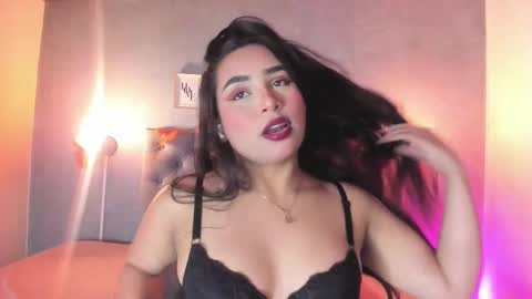 Snapshot of giannaslimjb chatting on October 3, 3:36 am giannaslimjb online show from October 3, 3:36 am