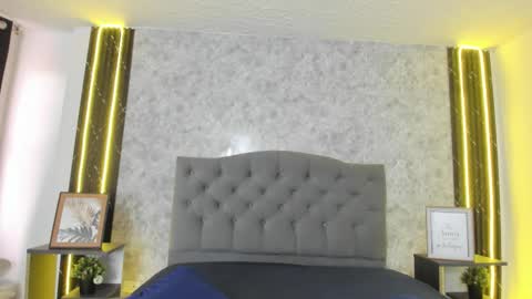 Snapshot of giannaslimjb chatting on February 17, 7:09 pm giannaslimjb online show from February 17, 7:09 pm