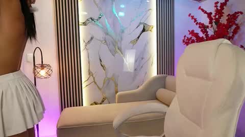 Snapshot of gianovak chatting on November 10, 11:42 am gianovak online show from November 10, 11:42 am