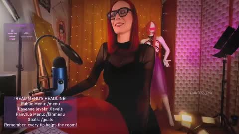 Snapshot of giantess_eva chatting on May 29, 8:51 pm Eva online show from May 29, 8:51 pm