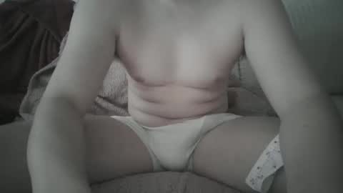 Snapshot of giantjunkjack chatting on February 15, 10:25 am Giantjunkjack online show from February 15, 10:25 am