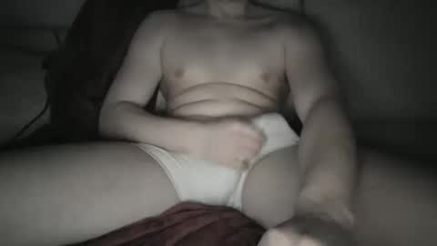 Snapshot of giantjunkjack chatting on March 1, 12:45 am Giantjunkjack online show from March 1, 12:45 am