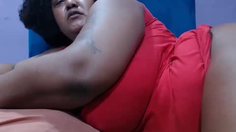 gianttitts online show from November 22, 8:57 am