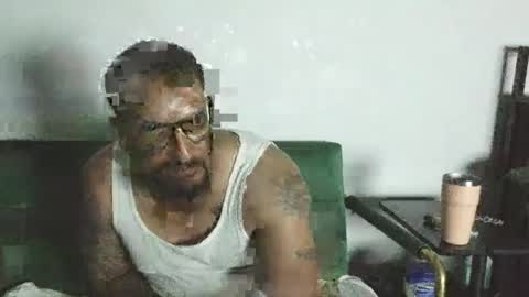 Snapshot of gifted_bucknasty chatting on July 2, 6:08 am Gifted online show from July 2, 6:08 am