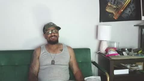 Snapshot of gifted_bucknasty chatting on July 17, 11:53 pm Gifted online show from July 17, 11:53 pm