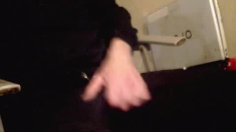 Snapshot of giftedbiker11 chatting on February 10, 7:47 am giftedbiker online show from February 10, 7:47 am