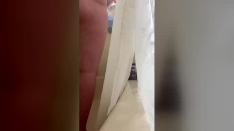 giftplz83629 online show from April 27, 12:30 am