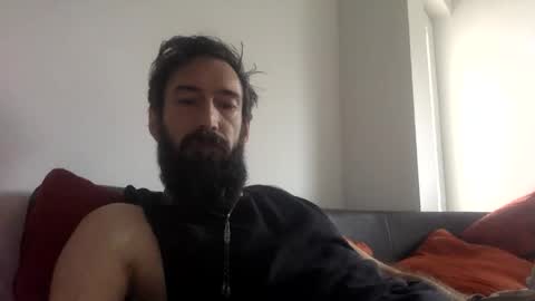 iggy online show from October 13, 11:43 am