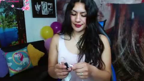 Snapshot of gigi_gilt_ chatting on July 22, 9:28 pm Gigi 3 online show from July 22, 9:28 pm