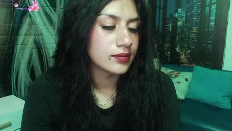 Snapshot of gigi_gilt_ chatting on July 28, 3:21 pm Gigi 3 online show from July 28, 3:21 pm