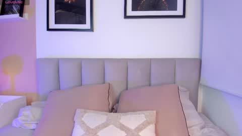 GIGI online show from September 12, 4:23 am