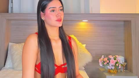 gigi wilden online show from November 26, 2:18 pm