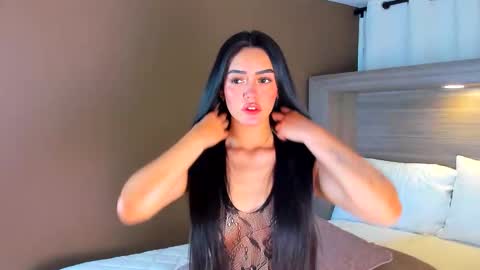 gigi wilden online show from March 12, 11:49 am