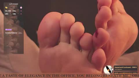 Gigi independet model P online show from October 8, 8:45 am