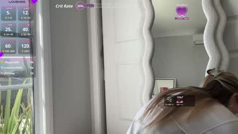 Gigi  online show from October 3, 12:07 am