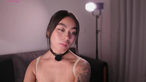 GIGI online show from April 2, 12:52 am