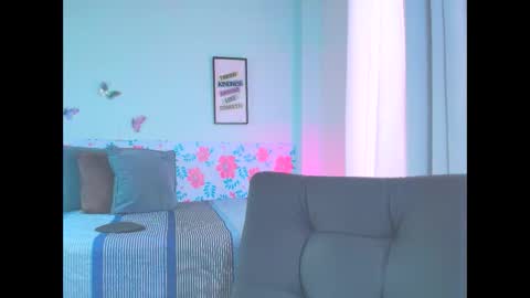 Sharlotte  online show from November 6, 8:43 pm