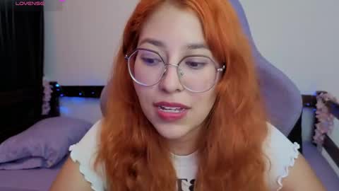 Snapshot of gigimooon chatting on May 24, 12:15 am gigimooon online show from May 24, 12:15 am