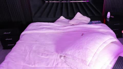 giia online show from February 16, 5:15 am