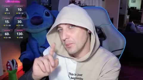 Snapshot of gil_gamesh2nd chatting on October 30, 7:10 am Mirko online show from October 30, 7:10 am