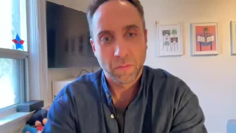 Snapshot of gilber10101 chatting on December 5, 7:43 pm gilber10101 online show from December 5, 7:43 pm