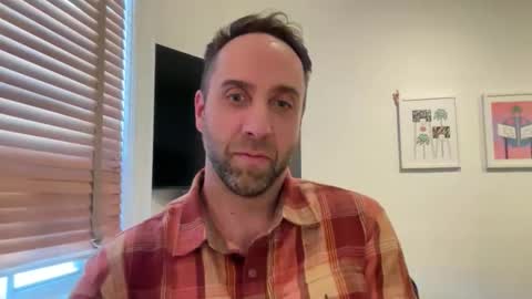 Snapshot of gilber10101 chatting on February 9, 7:29 pm gilber10101 online show from February 9, 7:29 pm