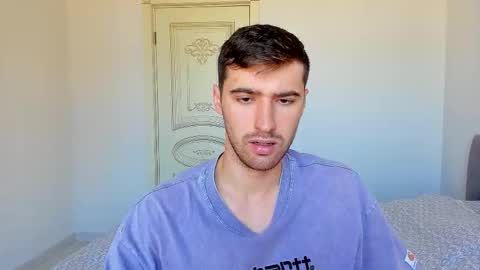 Snapshot of gilbertogonzales chatting on September 17, 6:48 am gilbertogonzales online show from September 17, 6:48 am