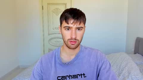 Snapshot of gilbertogonzales chatting on September 22, 7:54 am gilbertogonzales online show from September 22, 7:54 am